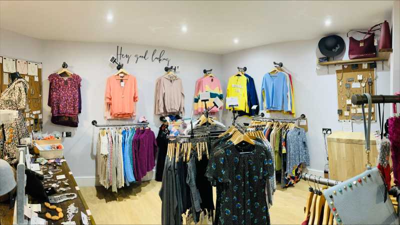 Edinburgh mill outlet ladies clothes